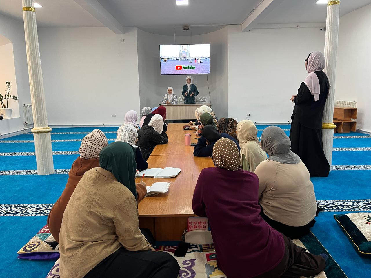 Орыс актрисаларының эротикалық көріністерін көріңіз